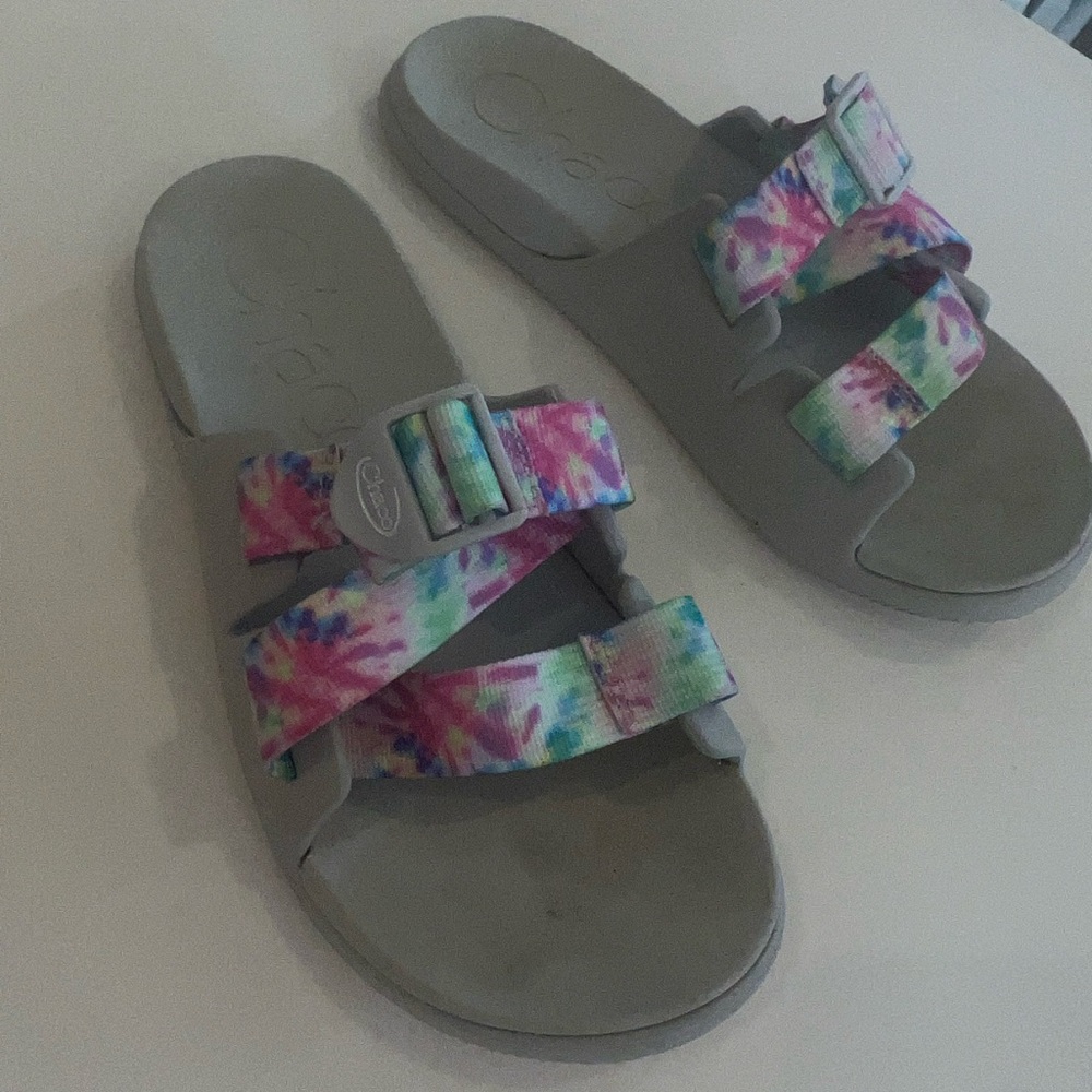 Women’s Chaco Colorful Tie-Dye Sandals size 10